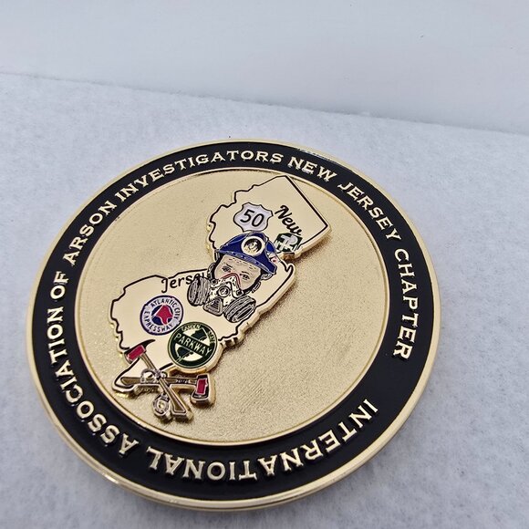 IAAI New Jersey Arson Investigators Challenge Coin Gold Black Spinning Center - Picture 3 of 8
